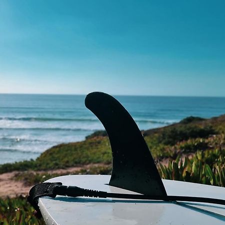 Tika Surf Camp Ericeira Ξενοδοχείο Carvoeira Εξωτερικό φωτογραφία